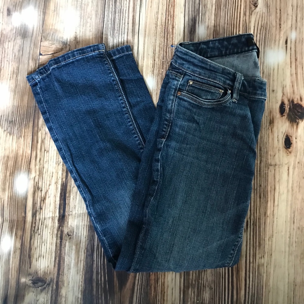 White House black market cropped jeans